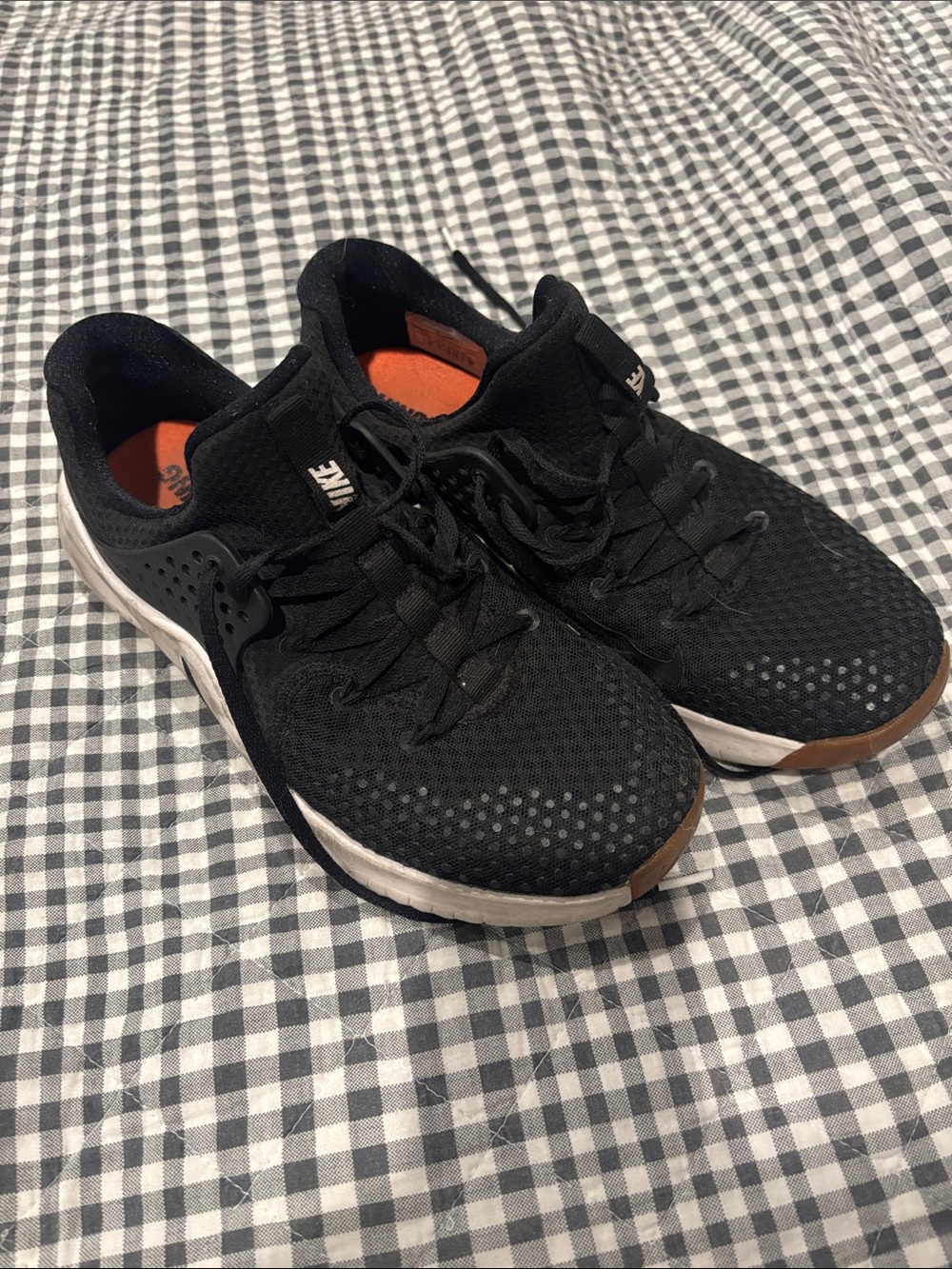 Nike Men's Black Mesh Athletic Trainers with White Midsole